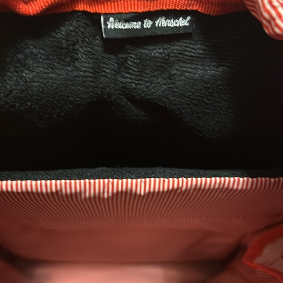 Herschel Little America Backpack 30L - Picture 6 of 8